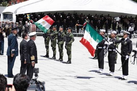March 23, 2018 - CIUDAD DE MEXICO, Recognition Reconocimiento-Fuerzas Armadas.- Aspectos de la entrega de reconocimientos a elementos de las Fuerzas Armadas, presidida por el presidente de la Republica, Enrique Pena Nieto, este 23 de marzo 2018, en la Secretaria de Marina. Foto: Agencia EL UNIVERSAL Luis Cortes MAR  - ZUMAu78_ 20180323_zaf_u78_119 Copyright: xLuisxCortesx