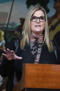 March 27, 2018 - Nashville, Tennessee, U.S. - 27 March 2018 - Nashville, Tennessee - Trisha Yearwood. 2018 Country Music Hall Of Fame Inductees Announcement at Country Music Hall of Fame and Museum. Photo Credit: Dara-Michelle Farr AdMedia Nashville U.S. - ZUMAa123 20180327_zaa_a123_002 Copyright: xDara-MichellexFarrAdmediax