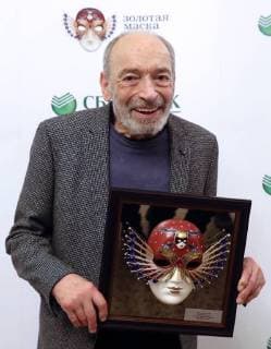 MOSCOW, RUSSIA â€“ MARCH 27, 2018: Actor Valentin Gaft poses for a photograph after he receives a special 2018 Golden Mask award in the Outstanding contribution to the theatrical arts category, during a ceremony at the Bolshoi Theatre. Vyacheslav Prokofyev TASS  TS079941