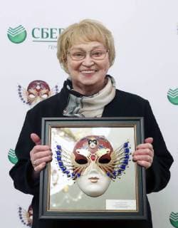 MOSCOW, RUSSIA â€“ MARCH 27, 2018: Actress Alla Pokrovskaya of the Sovremennik Theatre poses for a photograph as she receives a special 2018 Golden Mask award in the Outstanding contribution to the theatrical arts category, during a ceremony at the Bolshoi Theatre. Vyacheslav Prokofyev TASS  TS079949