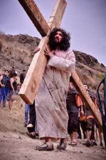 March 30, 2018 - March 30, 2018 Tlalnepantla, State of Mexico. In the community of Tlayacampa took place the commemoration of the Way of the Cross that refers to the different stages or moments lived by Jesus from the moment he was apprehended until his crucifixion and burial. William Barcenas interpreted Jesus. PHOTO: OMAR LOPEZ - ZUMAl109 20180330_zap_l109_012 Copyright: xOmarxLopezx