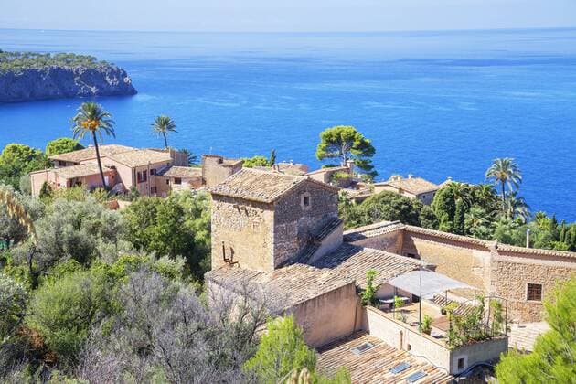 View of Lluc Alcari village near Deia, Mallorca (Majorca), Balearic Islands, Spain, Mediterranean, Europe Copyright: MarcoxSimoni 718-2270