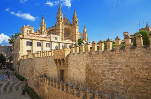 La Seu Cathedral, Palma de Mallorca, Mallorca (Majorca), Balearic Islands, Spain, Europe Copyright: MarcoxSimoni 718-2284