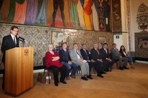 April 2, 2018 - EUM20180402ACT04.JPG.CIUDAD DE MEXICO, Museum Museo Carpizo.- Este lunes 2 de abril de 2018, se inaugura la Sala Jorge Carpizo del Museo de las Constituciones, en la colonia Centro. En la imagen, Alberto Vital, coordinador de Humanidades de la UNAM, habla en conferencia de prensa. Sentados, de izq. a der: Manuel Velasco, gobernador de Chispas; Luis Raul Gonzalez, titular de la Comision Nacional de los Derechos Humanos; Alfonso Navarrete Prida, secretario de Gobernacion; Jose Narro, secretario de Salud; Alejandro Moreno, gobernador de Campeche y familiares de Jorge Carpizo. Foto: Agencia EL UNIVERSAL Berenice Fragoso RDB.  - ZUMAu78_ 20180402_zaf_u78_023 Copyright: xBerenicexFregosoxElxUniversalx