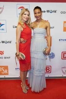 Tanja Buelter and Annabelle Mandeng Presentation of the 13th Victress Award 2018 in Berlin on 09 04 2018 13 Victress Awards Gala 2018