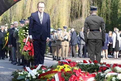 April 10, 2018 - Warsaw, Poland - Ombudsman. Adam Bodnar is seen in Warsaw, Poland on 10 April 2018 Politicians and relatives pay honour to 96 people incl President Lech Kaczynski died in the tragic plane crash in Smolensk, Russia in 2010 Warsaw Poland  - ZUMAn230 20180410_zaa_n230_019 Copyright: xMichalxFludrax