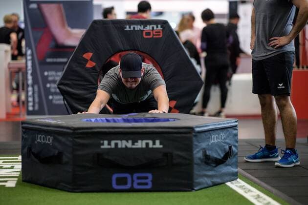 FIBO International Trade Fair for Fitness 12 04 2018 An athlete during strength training during FIBO on 12.04.208 Cologne NRW Germany Messe