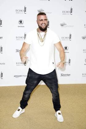 Kollegah bei der Verleihung vom ECHO POP am 12.04.2018 in Berlin ECHO POP Verleihung 2018 in Berlin *** Kollegah at the ceremony of the ECHO POP on 12.04.2018 in Berlin ECHO POP ceremony 2018 in Berlin 
