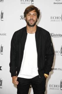 Max Giesinger at the award ceremony of the ECHO POP on 12.04.2018 in Berlin ECHO POP ceremony 2018 in Berlin