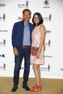 Jan Sosniok and his wife Nadine at the ECHO POP ceremony on 12.04.2018 in Berlin ECHO POP ceremony in Berlin in 2018