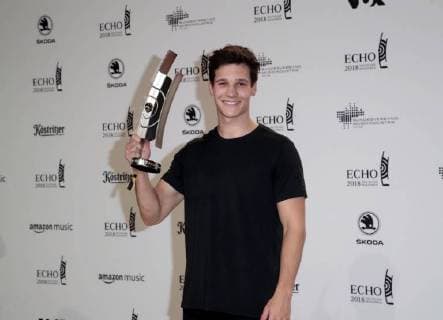 Wincent Weiß Category Newcomer National at the award German Music Prize ECHO 2018 in Messe Berlin