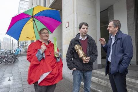 Negative Dwarf Germany Berlin 13 04 2018 Negative Prize for Tendering Upper Governing Council Public Relations Taskforce School Building awarded Distinction Negative Prize Hubert Luise in Gold Dwarf for the
