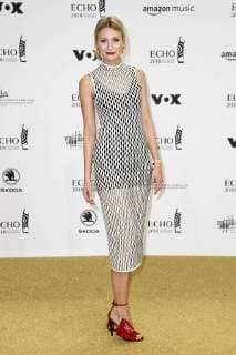 Carolin Niemczyk Glass Bead Game at the 27th German Music Award Echo 2018 in the Messe Berlin Berlin 12 04 2017 Foto:xF.xKernx xFuturexImage