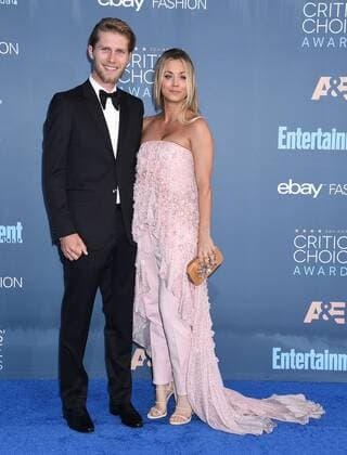Karl Cook and Kaley Cuoco arriving at the 22nd Annual Critics Choice Awards in Santa Monica, California - Dec 11, 2016 - 22nd Annual Critics Choice Awards, Santa Monica California United States Barker Hangar  Copyright: xTammiexArroyox h_00365871