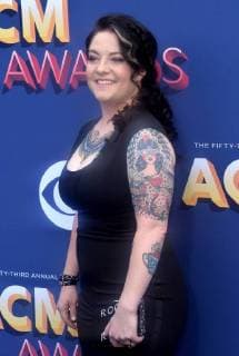 Singer Ashley McBryde attends the 53rd annual Academy of Country Music Awards held at MGM Grand Garden Arena in Las Vegas, Nevada on April 15, 2018. The show will be telecast live on CBS.  LAV20180415020 JIMxRUYMEN
