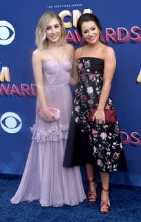 Madison Marlow (L) and Taylor Dye of Maddie and Tae attend the 53rd annual Academy of Country Music Awards held at MGM Grand Garden Arena in Las Vegas, Nevada on April 15, 2018. The show will be telecast live on CBS.  LAV20180415049 JIMxRUYMEN