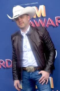 Singer Justin Moore attends the 53rd annual Academy of Country Music Awards held at MGM Grand Garden Arena in Las Vegas, Nevada on April 15, 2018. The show will be telecast live on CBS.  LAV20180415071 JIMxRUYMEN