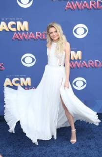 April 15, 2018 - Las Vegas, NV, U.S. - 15 April 2018 - Las Vegas, NV - Kelsea Ballerini. 2018 ACM Awards Red Carpet arrivals at MGM Grand Garden Arena. Photo Credit: MJT AdMedia Las Vegas U.S. - ZUMAa123 20180415_zaa_a123_028 Copyright: xMjtAdmediax