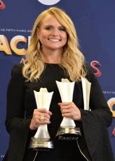 Miranda Lambert, winner of the awards for Female Vocalist of the Year and Song of the Year for Tin Man, appears backstage at the 53rd annual Academy of Country Music Awards held at MGM Grand Garden Arena in Las Vegas, Nevada on April 15, 2018. The show will be telecast live on CBS.  LAV20180415367 JIMxRUYMEN