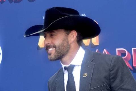Singer Aaron Watson attends the 53rd annual Academy of Country Music Awards held at MGM Grand Garden Arena in Las Vegas, Nevada on April 15, 2018. The show will be telecast live on CBS.  LAV20180415396 JIMxRUYMEN