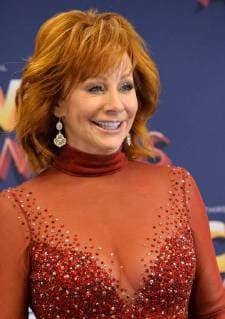 Reba McEntire appears backstage at the 53rd annual Academy of Country Music Awards held at MGM Grand Garden Arena in Las Vegas, Nevada on April 15, 2018. The show will be telecast live on CBS.  LAV20180415424 JIMxRUYMEN