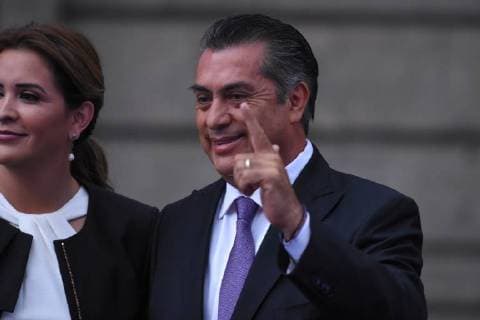 CIDADE DO MÉXICO, DF - 22.04.2018: PRESIDENTIAL RACE IN MEXICO - Independent Candidate for Mexico& 39;s prest ent Jaime Rodriguez Calderon attends on First Debate of candid for Mexico& 39;esidentiential held at Pat Palace of Mining on April 22, 2018 in Mexico City, Mexico. x1519442x  CarlosxTischler
