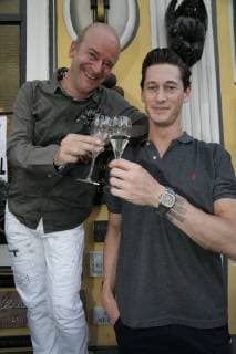 23 04 2018 Marchfelderhof German Wagram Awarding of the GOLDEN ASPARAGUS to the asparagus cook of the year 2018 in the picture Andy Lee Lang Lucas Babuder Awarding of the GOLDEN ASPARAGUS