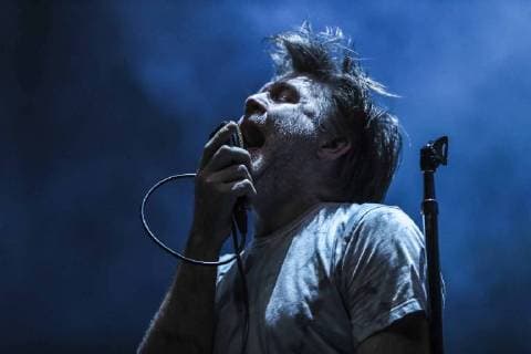 Entertainment Bilder der Woche KW17 Bilder des Tages April 24, 2018 - EUM20180424ESP16.JPG.CIUDAD DE MEXICO. Music Musica-LCD Soundsystem.- 24 de abril de 2018. James Murphy, vocalista de LCD Soundsystem, durante el concierto que ofrecieron este lunes en el Pepsi Center del World Trade Center de la Ciudad de Mexico. Foto: Agencia EL UNIVERSAL EELG  - ZUMAu78_ 20180424_zaf_u78_524 Copyright: xNadyaxMurillox