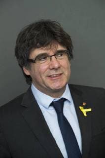 April 26, 2018 - Berlin, Germany - Catalan separatist leader Carles Puigdemont poses for a portrait after a meeting with the Foreign Press Association in Berlin, Germany on April 26, 2018. Berlin Germany  - ZUMAn230 20180426_zaa_n230_577 Copyright: xEmmanuelexContinix