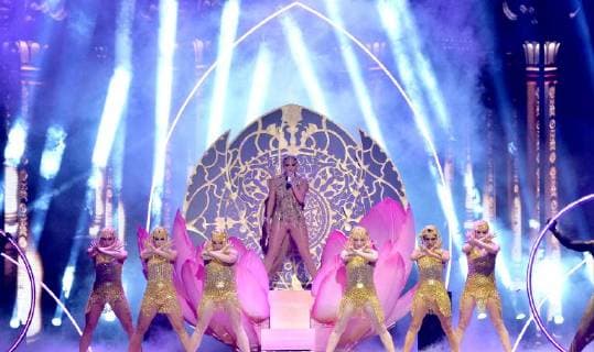 Jennifer Lopez debuts her new song El Anillo onstage during the 2018 Billboard Latin Music Awards at the Mandalay Bay Events Center in Las Vegas, Nevada on April 26, 2018.  LAV20180426218