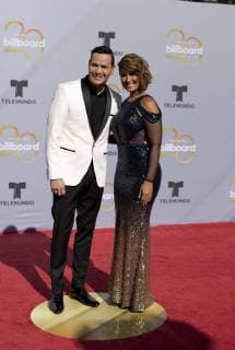 Puerto Rican singer Victor Manuelle (L) and his wife Frances Franco pose as they arrive at the red carpet of the Billboard Latin Music Awards 2018 at the Mandalay Bay resort in Las Vegas, Nevada, United States, 26 April 2018. Billboard Latin Music Awards 2018 !ACHTUNG: NUR REDAKTIONELLE NUTZUNG!  Copyright: xArmandoxArorizox BIL13 20180427-636603991301856883