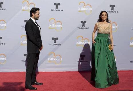 Argentine model and journalist Candela Ferro and Mexican actor Khotan Fernandez pose as they arrive at the red carpet of the Billboard Latin Music Awards 2018 at the Mandalay Bay resort in Las Vegas, Nevada, United States, 26 April 2018. Billboard Latin Music Awards 2018 !ACHTUNG: NUR REDAKTIONELLE NUTZUNG!  Copyright: xArmandoxArorizox BIL13 20180427-636604026302218692