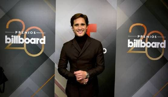 Mexican singer Diego Boneta poses in the press room of the Billboard Latin Music Awards 2018 at the Mandalay Bay resort in Las Vegas, Nevada, United States, 26 April 2018. Billboard Latin Music Awards 2018 !ACHTUNG: NUR REDAKTIONELLE NUTZUNG!  Copyright: xArmandoxArorizox BIL13 20180427-636604083142161241