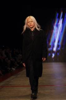 A model presents creations of Mexican brand The Pack for the fall winter season during the Fashion Week of Mexico City, Mexico, 27 April 2018. Mexico City Fashion Week !ACHTUNG: NUR REDAKTIONELLE NUTZUNG!  Copyright: xSashenkaxGutierrezx MDF05 20180428-636604867204659963
