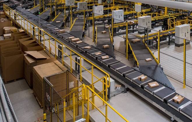Logistics warehouse HAM2 from Amazon in Winsen Winsen Copyright: xBjörnxHakex