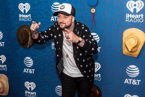May 5, 2018 - Austin, Texas, USA - Derrick Tribbett, aka DJ Sinister, walks the Red Carpet at the iHeart Country Music Fest in Austin, Texas on May 5th, 2018 (05 05 18). Photo of DJ SINISTER. Austin USA - ZUMAm222 20180505_zap_m222_022 Copyright: xMichaelxMullenixx