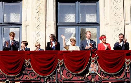 Entertainment Bilder der Woche KW 18 Bilder des Tages 06-05-2018 Luxembourg Grand_Ducal family of Luxembourg during the closing procession of the Octave at the Cathedral Notre-Dame of Luxembourg. Grand Duke Henri and Grand Duchess Maria-Teresa and Prince Gabriel and Prince Noah Grand Duke Guillaume and Grand Duchess Stephanie Prince Louis and Prince Gabriel and Prince Noah Princess Alexandra  Copyright: xPPE NIEBOERx