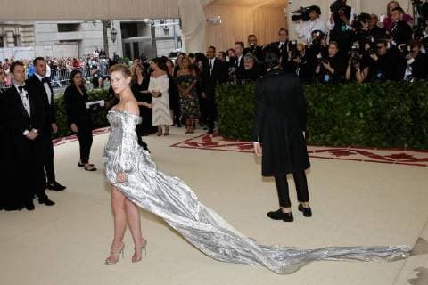 Lili Reinhart arrives on the red carpet at The Metropolitan Museum of Art s Costume Institute Benefit Heavenly Bodies: Fashion and the Catholic Imagination at Metropolitan Museum of Art in New York City on May 7, 2018.  NYP20180507235 JOHNxANGELILLO