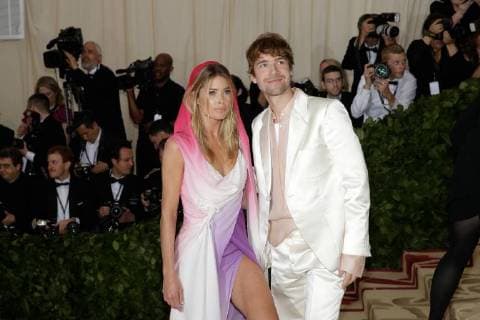 Doutzen Kroes and Sander Lak arrive on the red carpet at The Metropolitan Museum of Art s Costume Institute Benefit Heavenly Bodies: Fashion and the Catholic Imagination at Metropolitan Museum of Art in New York City on May 7, 2018.  NYP20180507287 JOHNxANGELILLO