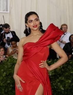 Deepika Padukone arrives on the red carpet at The Metropolitan Museum of Art s Costume Institute Benefit Heavenly Bodies: Fashion and the Catholic Imagination at Metropolitan Museum of Art in New York City on May 7, 2018.  NYP20180507338 JOHNxANGELILLO
