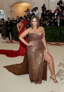Ashley Graham arrives on the red carpet at The Metropolitan Museum of Art s Costume Institute Benefit Heavenly Bodies: Fashion and the Catholic Imagination at Metropolitan Museum of Art in New York City on May 7, 2018.  NYP20180507335 JOHNxANGELILLO