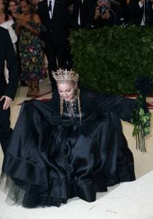 May 7, 2018 - New York, N.Y, USA - MADONNA attends the Metropolitan Museum of Art Costume Institute Benefit with exhibition of Heavenly Bodies: Fashion and the Catholic Imagination .The Met Museum, NYC.May 7, 2018.Photos by , Globe Photos Inc. New York USA - ZUMAms4_ 20180507_zaa_ms4_072 Copyright: xSoniaxMoskowitzx