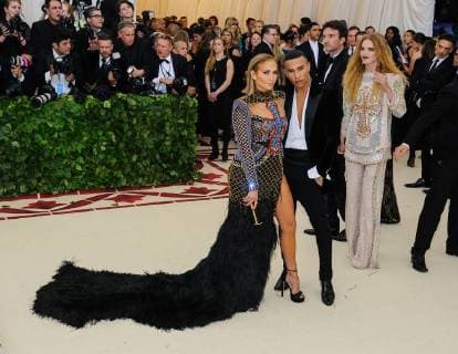 May 7, 2018 - New York, NY, U.S. - 07 May 2018 - New York, New York - Jennifer Lopez, Olivier Rousteing. 2018 Metropolitan Museum of Art Costume Institute Gala: Heavenly Bodies: Fashion and the Catholic Imagination. Photo Credit: Christopher Smith AdMedia New York U.S. - ZUMAa123 20180507_zaa_a123_010 Copyright: xChristopherxSmithAdmediax