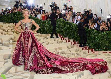 May 7, 2018 - New York, NY, U.S. - 07 May 2018 - New York, New York - Blake Lively. 2018 Metropolitan Museum of Art Costume Institute Gala: Heavenly Bodies: Fashion and the Catholic Imagination. Photo Credit: Christopher Smith AdMedia New York U.S. - ZUMAa123 20180507_zaa_a123_033 Copyright: xChristopherxSmithAdmediax