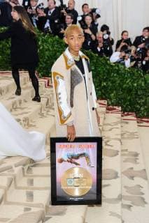 May 7, 2018 - New York, NY, U.S. - 07 May 2018 - New York, New York - Jaden Smith. 2018 Metropolitan Museum of Art Costume Institute Gala: Heavenly Bodies: Fashion and the Catholic Imagination. Photo Credit: Christopher Smith AdMedia New York U.S. - ZUMAa123 20180507_zaa_a123_054 Copyright: xChristopherxSmithAdmediax