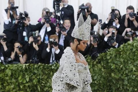 Rihanna arrives on the red carpet at The Metropolitan Museum of Art s Costume Institute Benefit Heavenly Bodies: Fashion and the Catholic Imagination at Metropolitan Museum of Art in New York City on May 7, 2018.  NYP20180507809 JOHNxANGELILLO