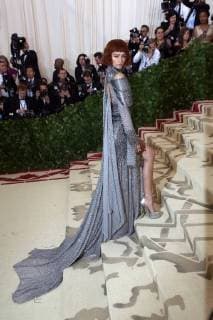 May 7, 2018 - New York, N.Y, USA - ZENDAYA attends the Metropolitan Museum of Art Costume Institute Benefit with exhibition of Heavenly Bodies: Fashion and the Catholic Imagination .The Met Museum, NYC.May 7, 2018.Photos by , Globe Photos Inc. New York USA - ZUMAms4_ 20180507_zaa_ms4_082 Copyright: xSoniaxMoskowitzx