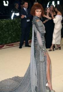 May 7, 2018 - New York, N.Y, USA - ZENDAYA attends the Metropolitan Museum of Art Costume Institute Benefit with exhibition of Heavenly Bodies: Fashion and the Catholic Imagination .The Met Museum, NYC.May 7, 2018.Photos by , Globe Photos Inc. New York USA - ZUMAms4_ 20180507_zaa_ms4_084 Copyright: xSoniaxMoskowitzx