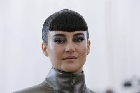 Shailene Woodley arrives on the red carpet at The Metropolitan Museum of Art s Costume Institute Benefit Heavenly Bodies: Fashion and the Catholic Imagination at Metropolitan Museum of Art in New York City on May 7, 2018.  NYP20180507815 JOHNxANGELILLO
