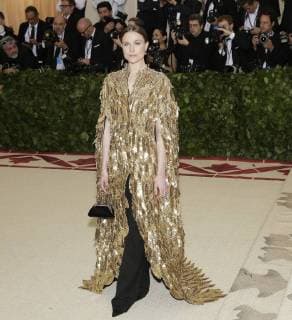 Evan Rachel Wood arrives on the red carpet at The Metropolitan Museum of Art s Costume Institute Benefit Heavenly Bodies: Fashion and the Catholic Imagination at Metropolitan Museum of Art in New York City on May 7, 2018.  NYP20180507702 JOHNxANGELILLO
